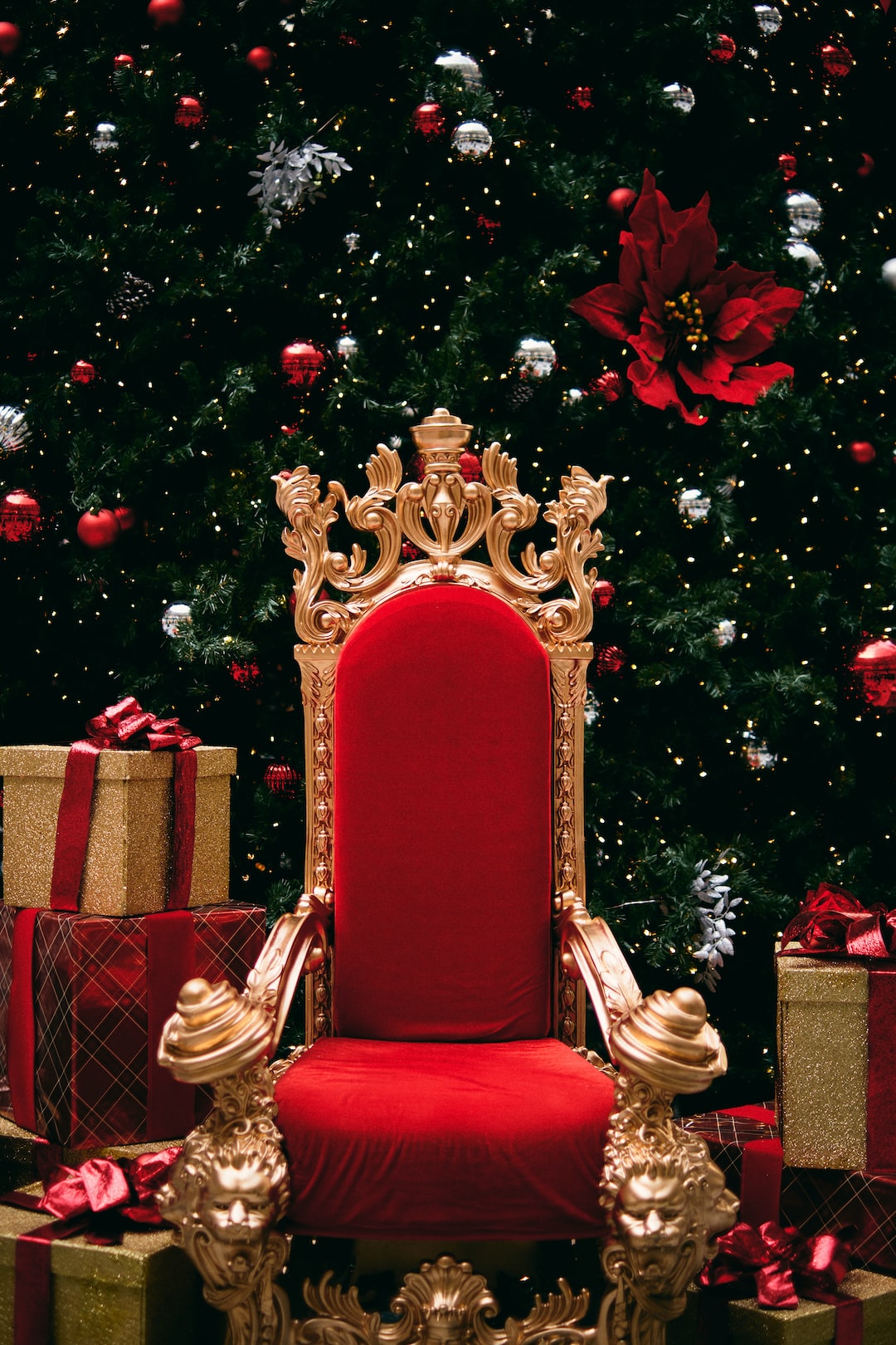 Santa's Throne - Hostpapa web photo